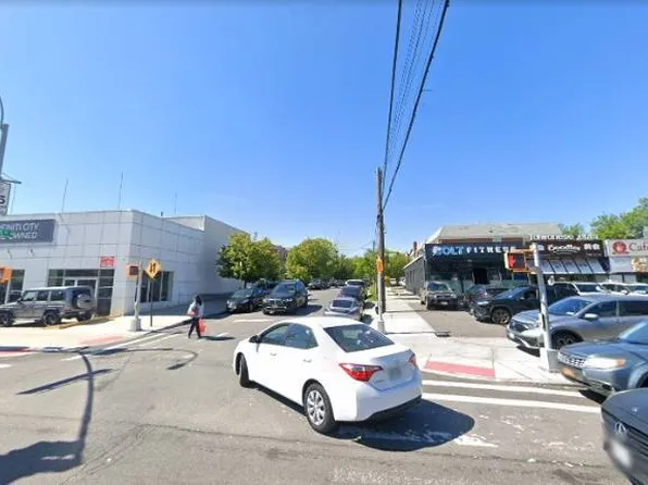 215th St, Bayside, NY 11361