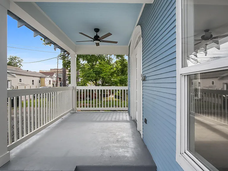 4922 Clara St — Photo 3