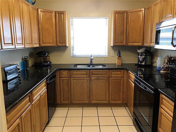 2nd image of 4263 Lancaster Dr