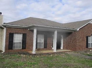 5721 Marchester Cir, Pinson, AL 35126