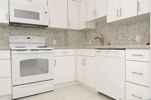 100 Bayview Dr #1028 Photo 1