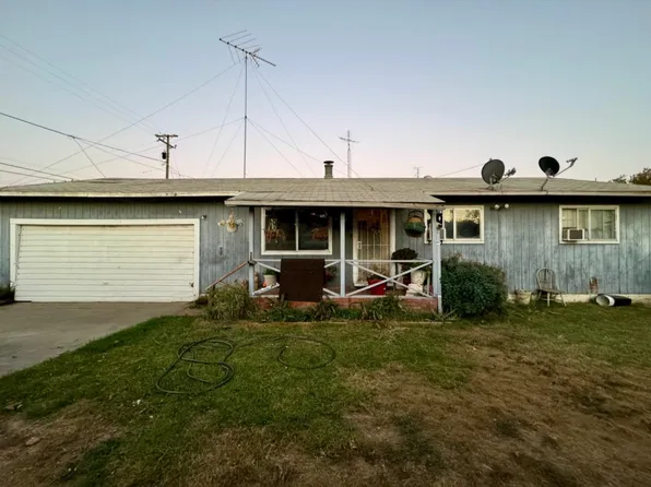 110 3rd Ave, Gustine, CA 95322