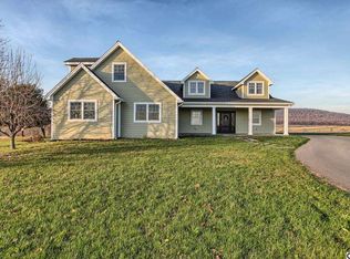 10 Baddorf Rd, Halifax, PA 17032