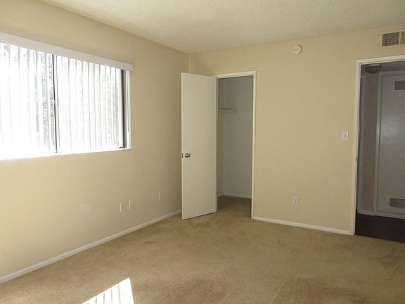 5th image of 433 N Louise St