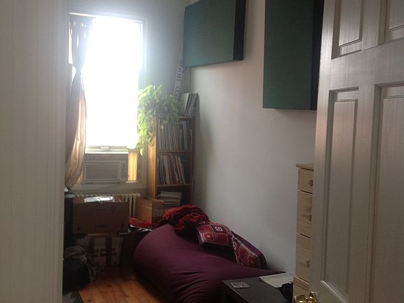 2nd image of 131 Dikeman St APT 3L