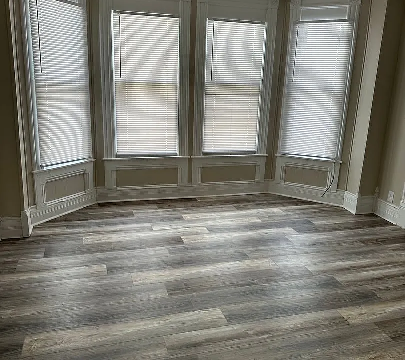 6-8 Rickard St