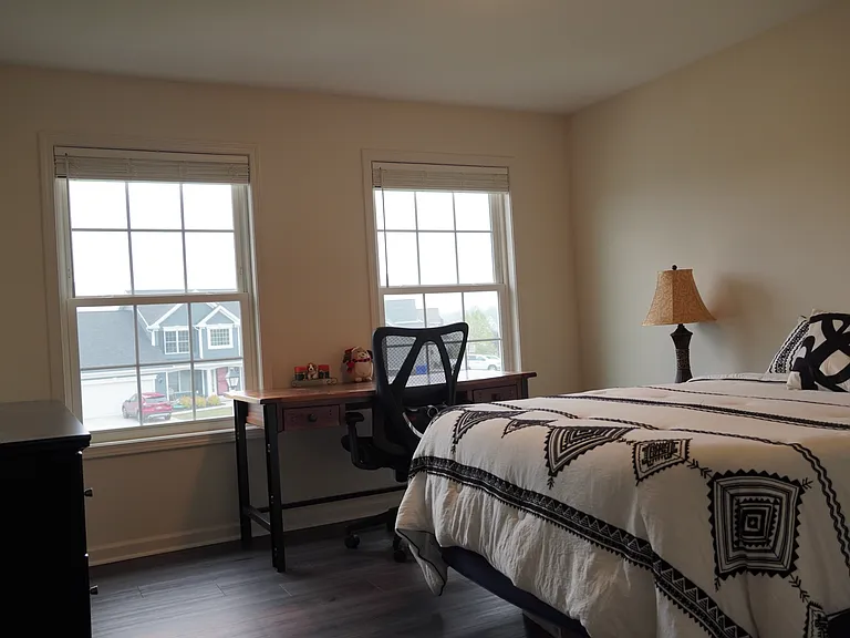4665 Carlyes Ct — Photo 34