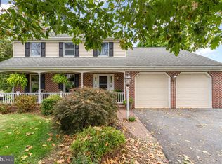 5 Blueberry Cir, Lancaster, PA 17602