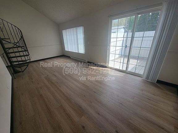 4th image of 3513 W 4th Ave #D