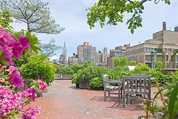 Rented by Corcoran | media 6