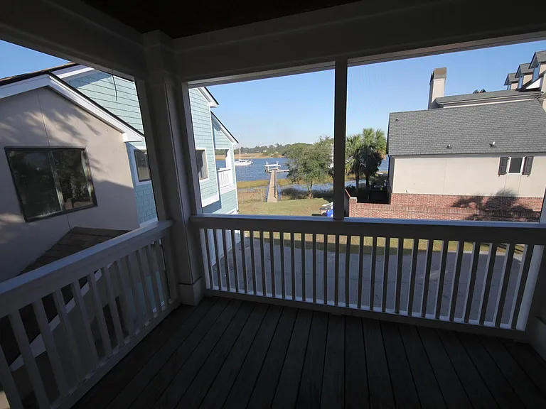 2022 Wappoo Hall Rd #2A — Photo 9