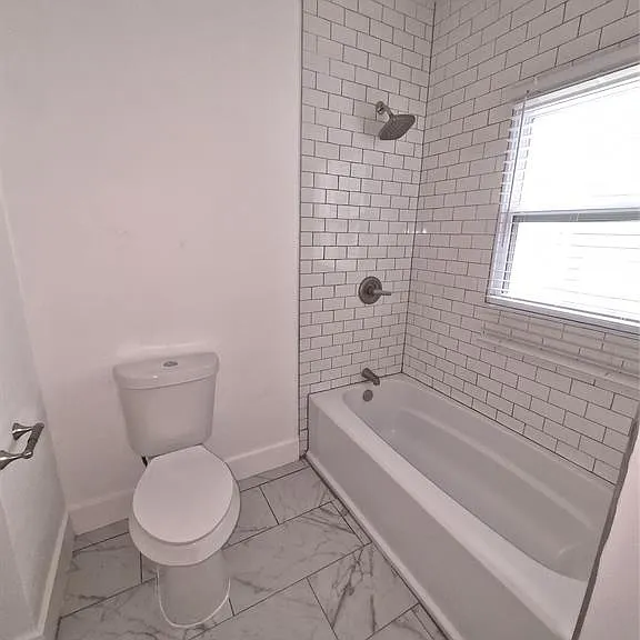 2329 Connor Ave — Photo 19