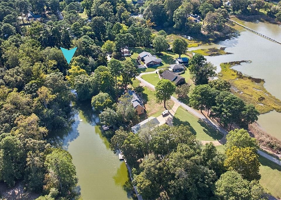 1st image of 1546 Moores Point Rd