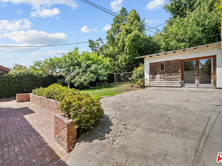2569 Patricia Ave — Photo 37