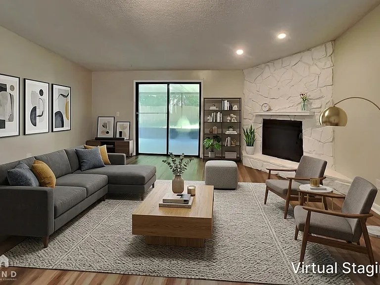 1348 Bear Run Blvd — Photo 2