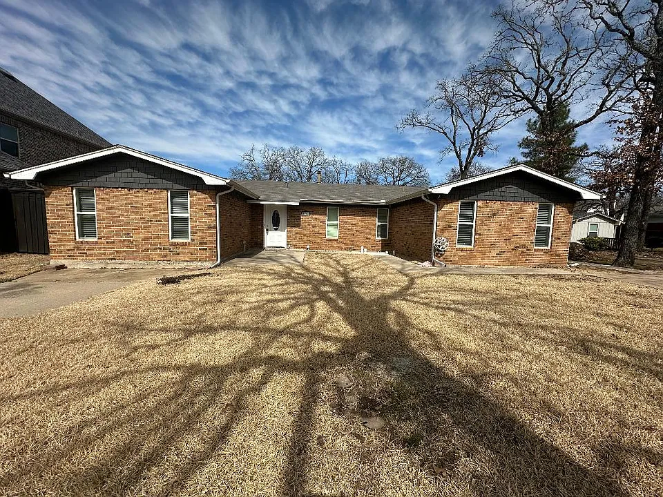 532 Oak Grove Ln