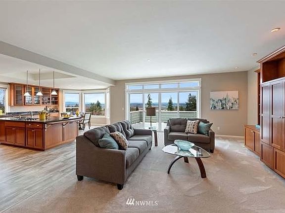 5th image of 4003 Nassau Pl