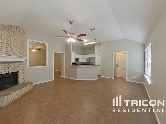 3rd image of 7464 Arbor Hill Dr