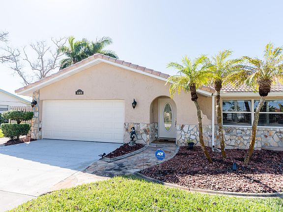 3rd image of 205 Artemis Blvd