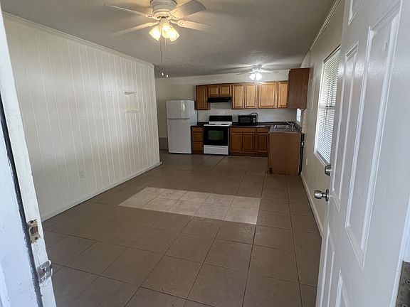 2nd image of 358 Palm Ave #1
