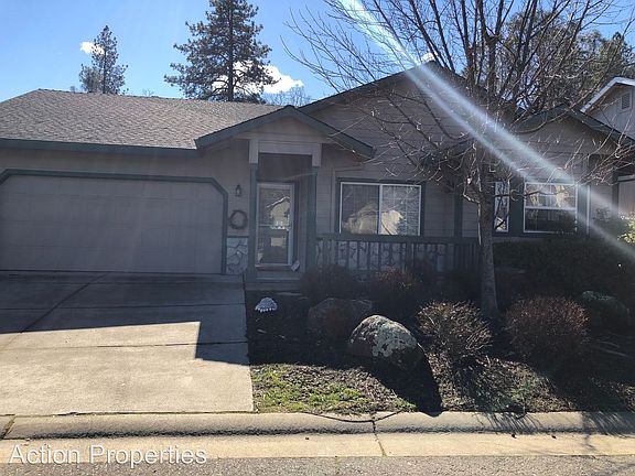 2nd image of 2685 Clay St