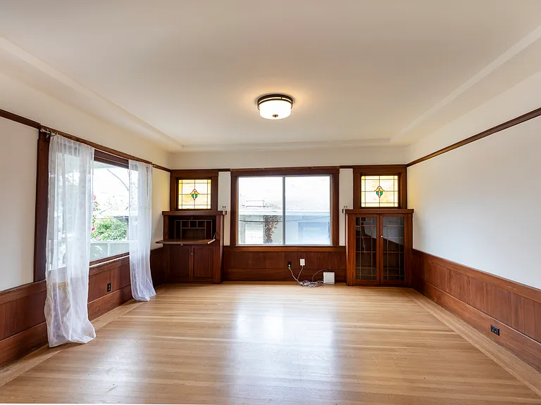373 Moraga Ave — Photo 34