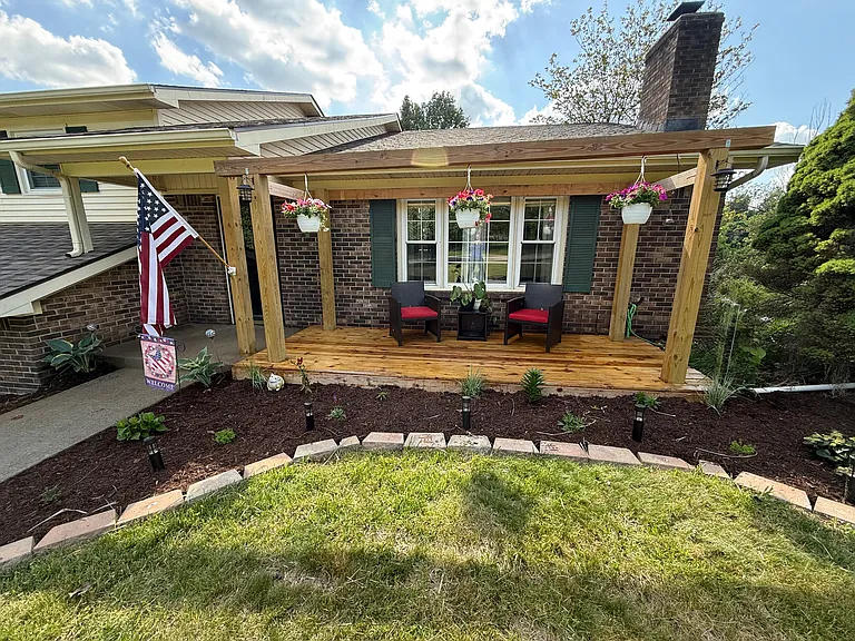 101 Rolling Ridge Dr — Photo 2