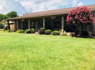 209 W Nabor St, Marlow, OK 73055
