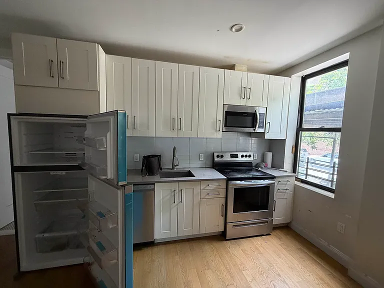 23-35 29th Ave #1 — Photo 1