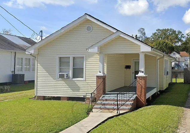 128 Levron St — Photo 1
