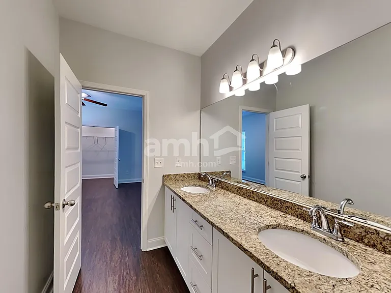 5534 Central Grove Sq — Photo 11