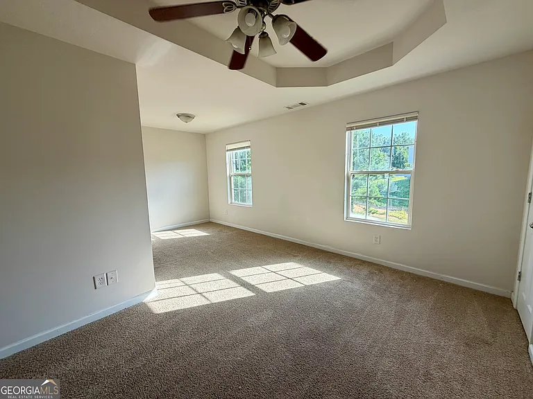729 Wheel House Ln — Photo 2