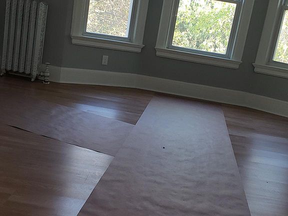 5th image of 163 N Maple Ave #2