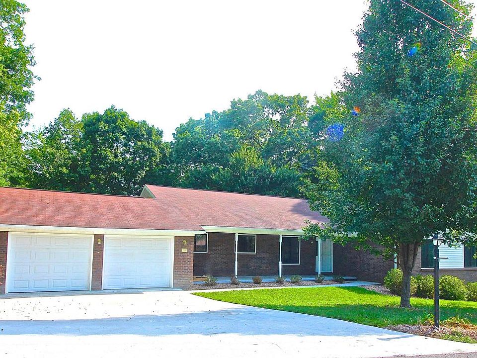 1st image of 103 Teakwood Ct
