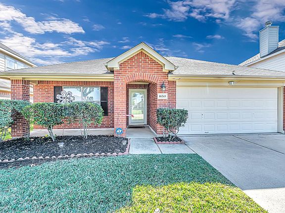 4th image of 16743 Great Oaks Glen Dr
