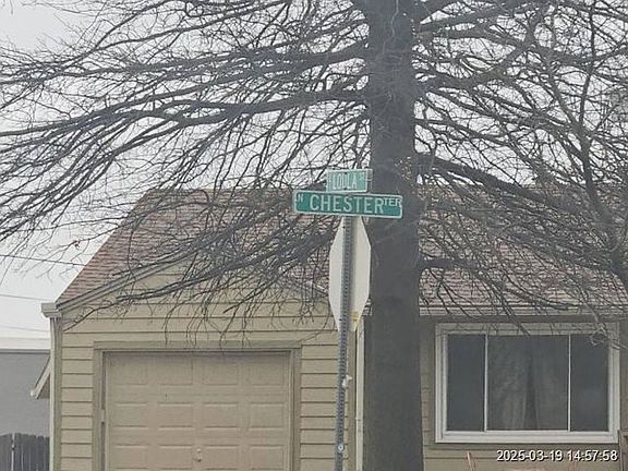 Exterior Neighborhood (street photo)