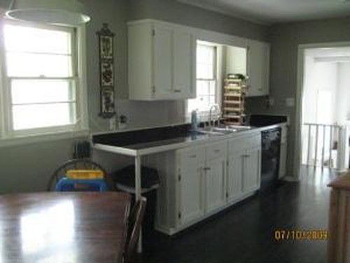 5th image of 1709 McClain Dr