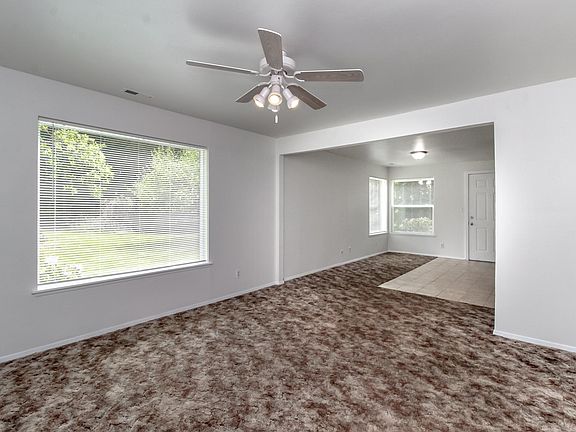 Spacious living room