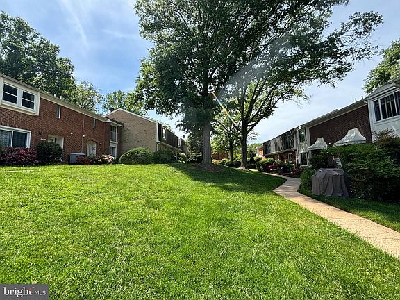 2nd image of 3738 Persimmon Cir
