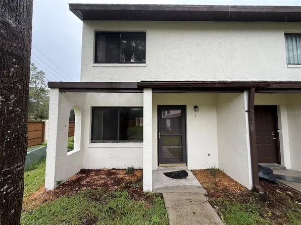 2635 SW 35th Pl APT 201, Gainesville, FL 32608