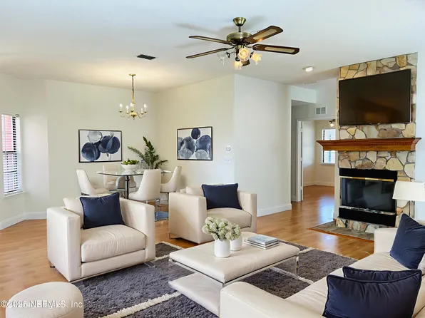 1589 COVE LANDING Drive, Jacksonville, FL 32233