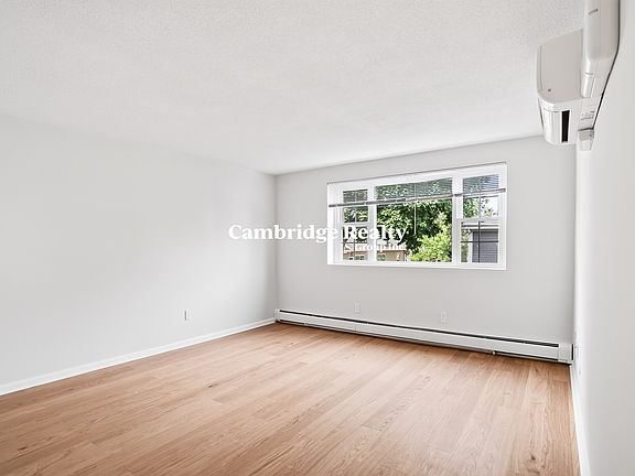 3rd image of 162 Summer St #33T