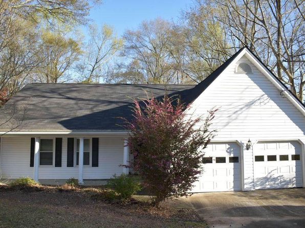 2441 Country Lake Ln