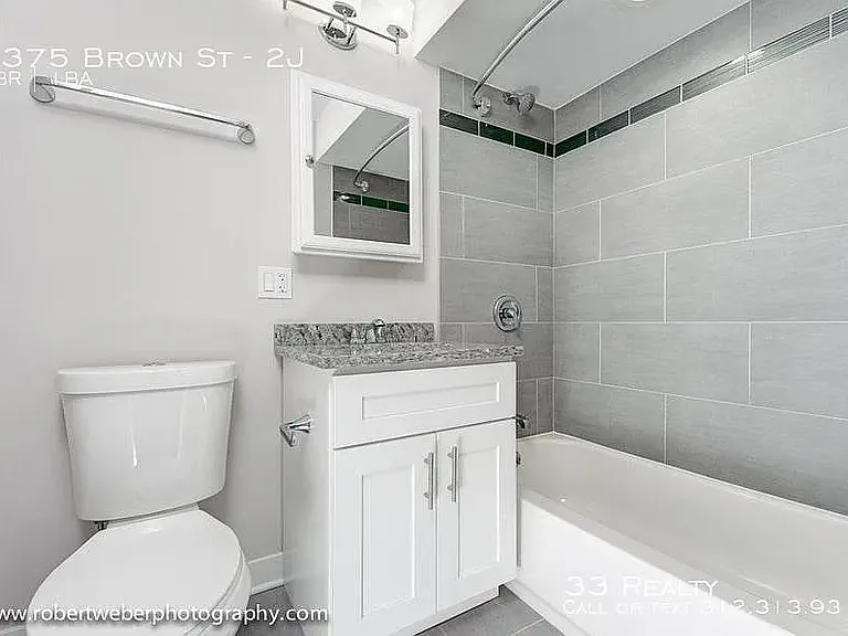 1375 Brown St #1A — Photo 1