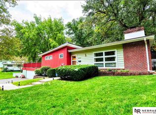 5042 S 80th St, Ralston, NE 68127