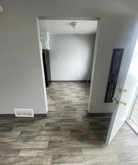 520 Indiana St SE #C — Photo 3