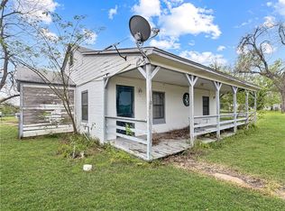 908 S Main St, Bremond, TX 76629