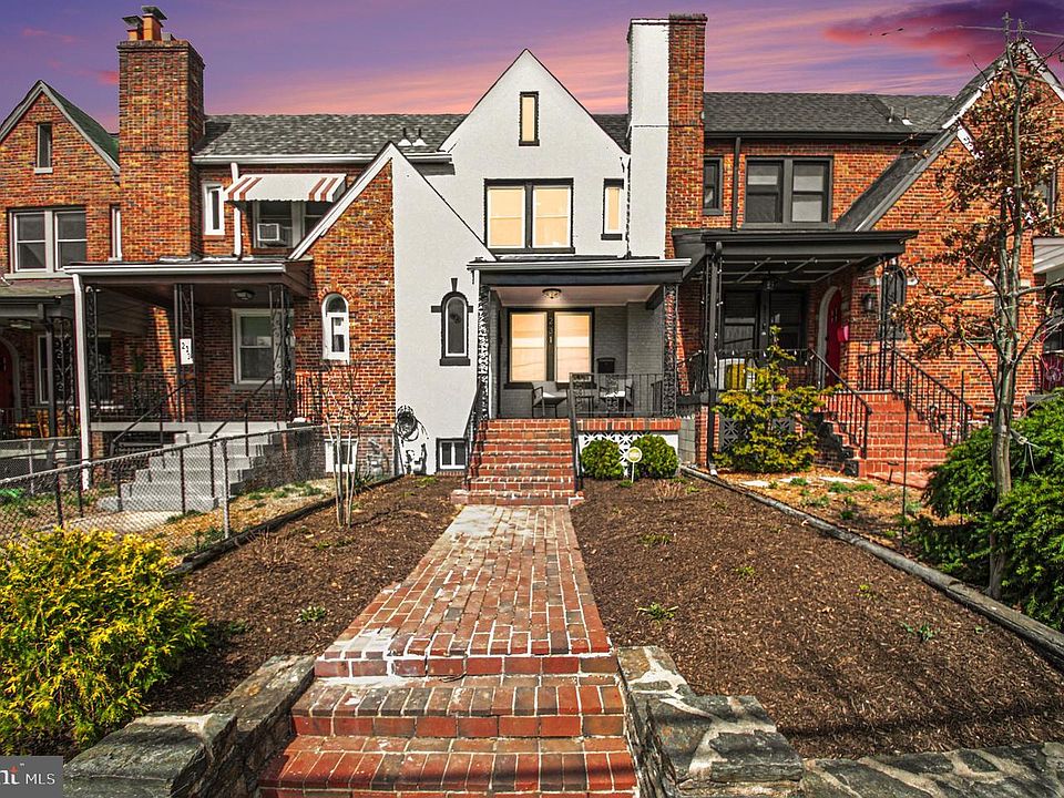 1st image of 231 Ingraham St NW