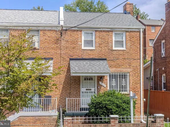 720 Burns St SE, Washington, DC 20019