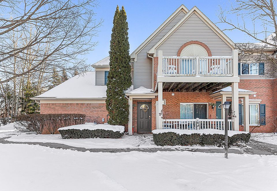 1st image of 210 Marigold Cir